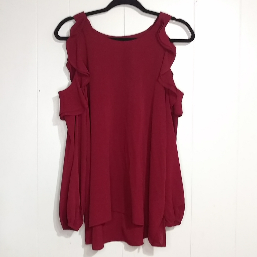 NWT Umgee Open Shoulder Long Sleeve Blouse